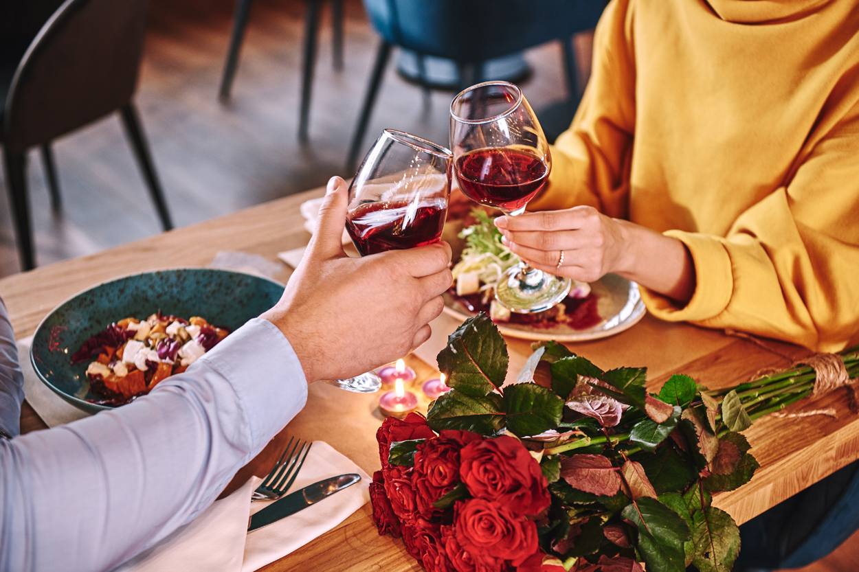 The Perfect Match: Food and Wine for Valentine's